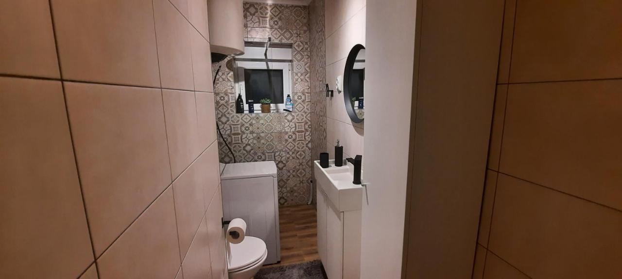 Apartman Twins Self Check In & Self Check Out Otočac Zewnętrze zdjęcie